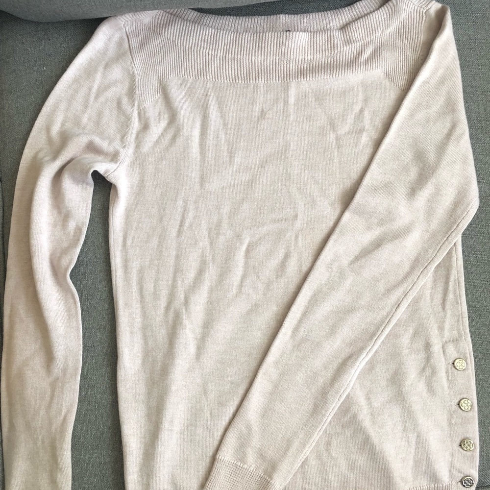 ANN TAYLOR cream scoop neck sweater